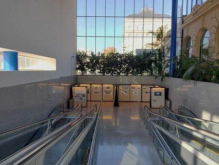 La estación de Lleida Pirineus acoge la exposición fotográfica ‘Caminos de Hierro’